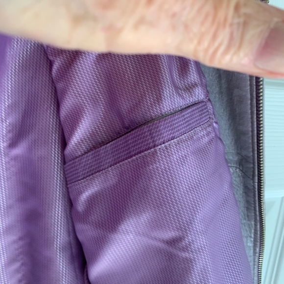 Leather Jacket - Picture 5 of 7